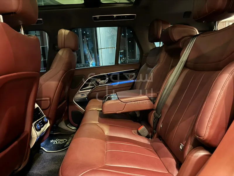 2025 Land Rover Range Rover HSE