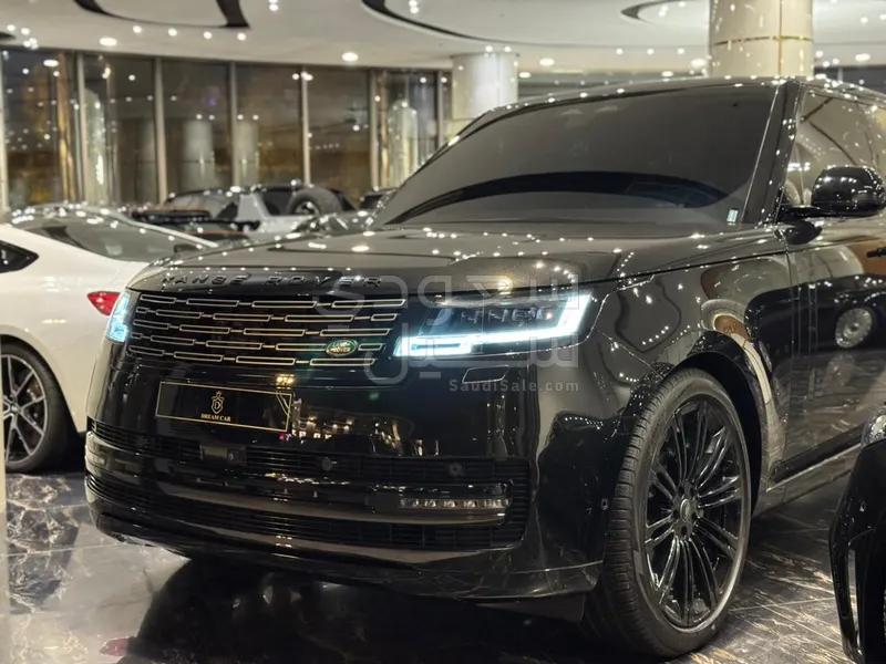 2025 Land Rover Range Rover HSE