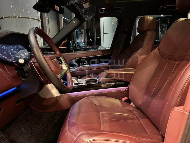 2025 Land Rover Range Rover HSE