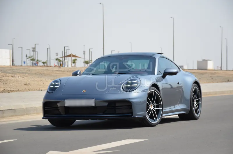 2025 Porsche 911 Carrera
