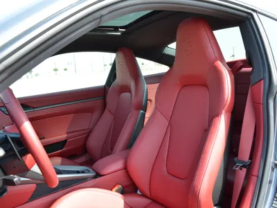 2025 Porsche 911 Carrera