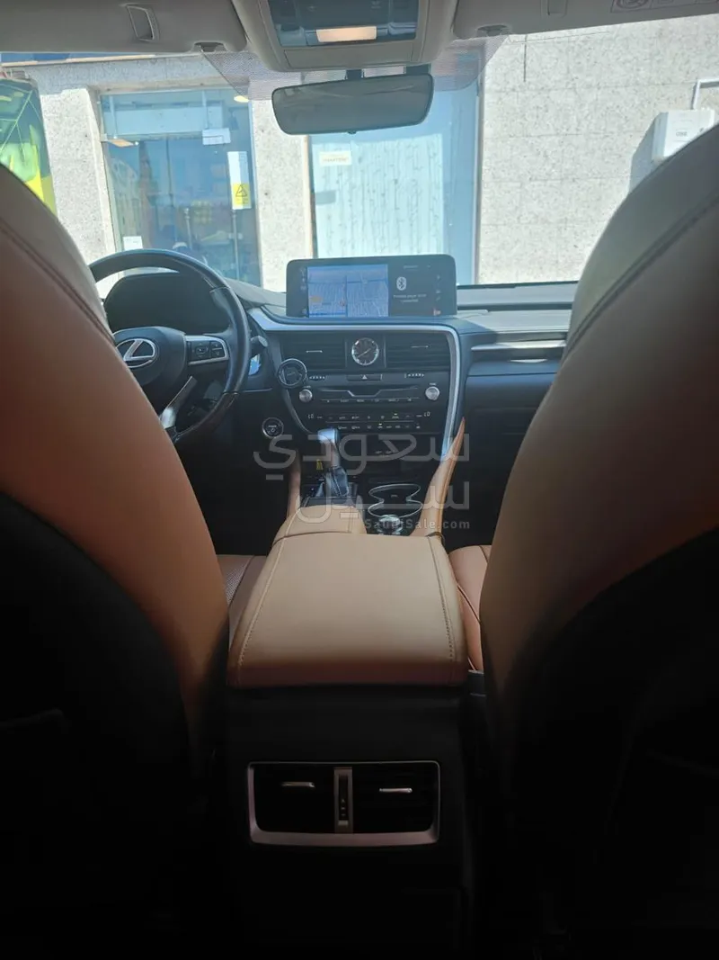 2020 لكزس أر إكس 450 هايبرد