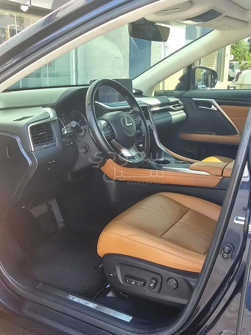 2020 لكزس أر إكس 450 هايبرد