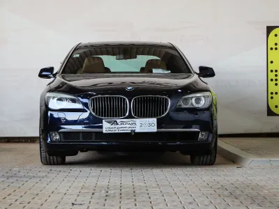 2010 بي ام دبليو الفئة السابعة 740 إل أي