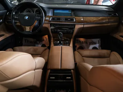 2010 بي ام دبليو الفئة السابعة 740 إل أي