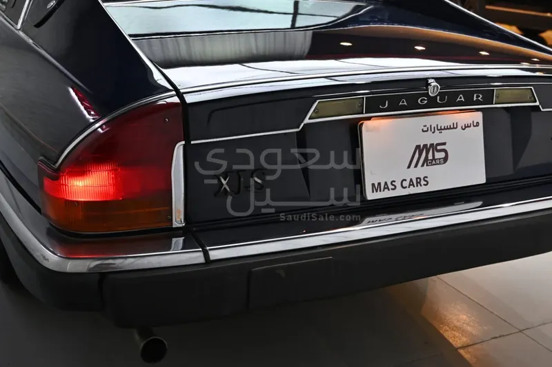 1989 جاكوار اكس جي اس