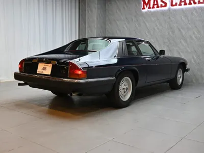 1989 جاكوار اكس جي اس