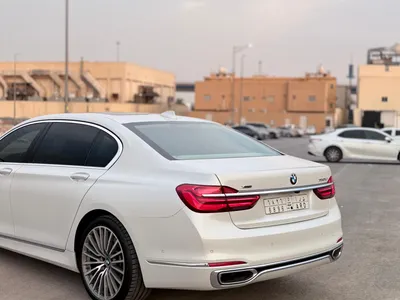 2016 بي ام دبليو الفئة السابعة 750 إل أي
