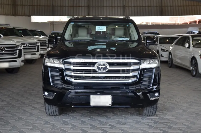 2023 Toyota Land Cruiser GXR