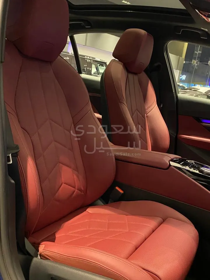 2024 BMW 5 Series 520i Mkit