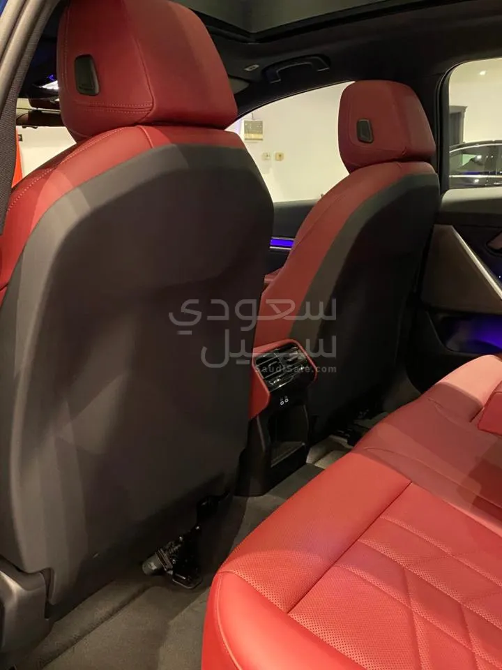 2024 BMW 5 Series 520i Mkit