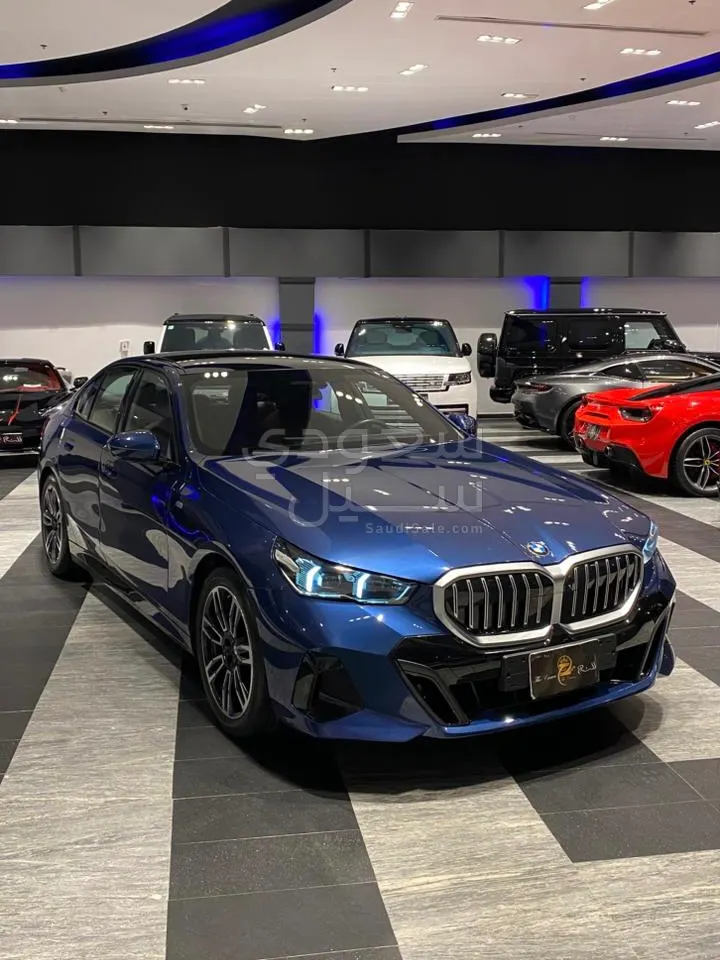 2024 BMW 5 Series 520i Mkit