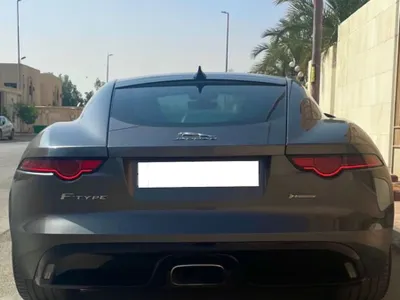 2018 جاكوار اف-تايب بي 300