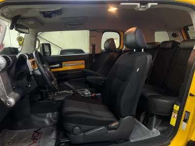 2022 Toyota FJ Cruiser 2