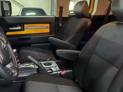 2022 Toyota FJ Cruiser 2