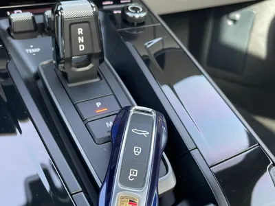 2025 Porsche 911 Carrera