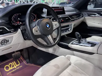 2020 بي ام دبليو الفئة السابعة 730 إل أي