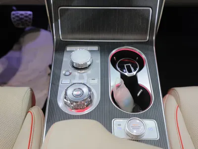 2025 Genesis GV 80