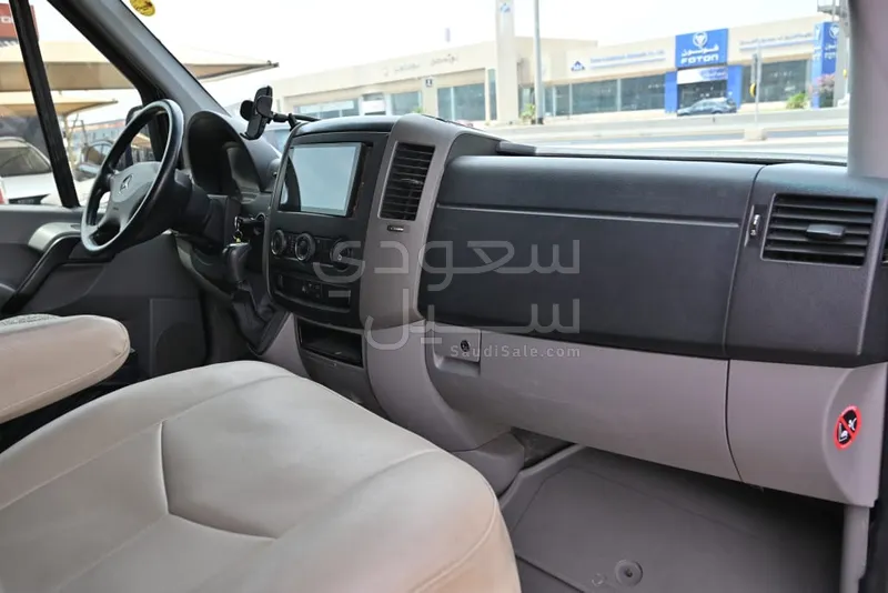 2012 Mercedes-Benz Sprinter