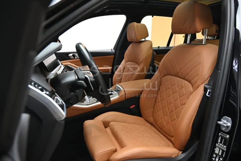 2023 BMW X Series 5