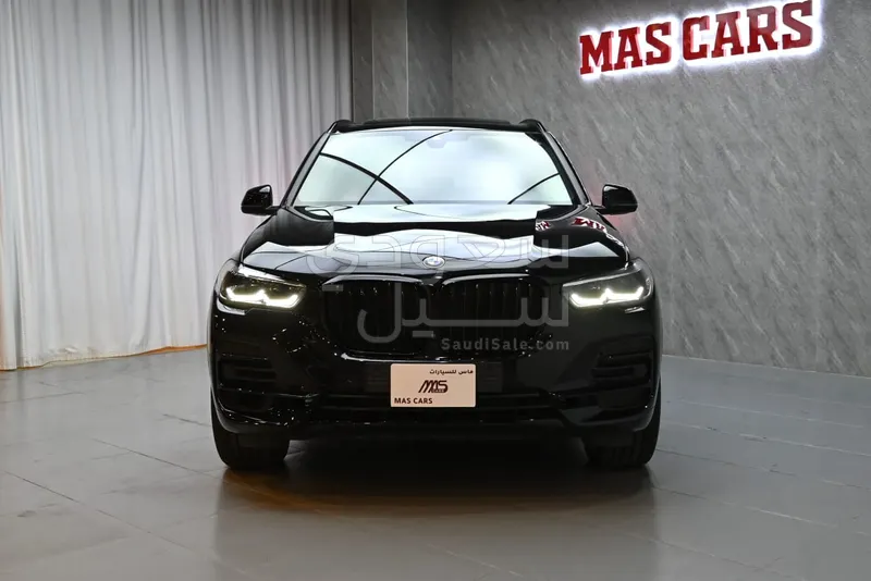 2023 BMW X Series 5