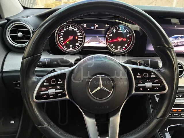 2019 Mercedes-Benz E 200