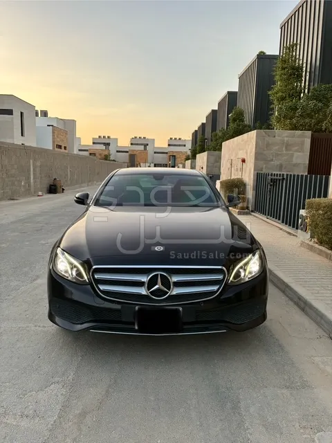 2019 Mercedes-Benz E 200