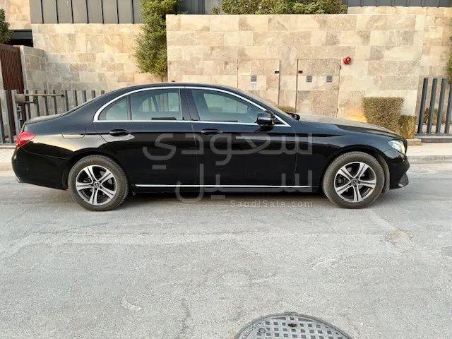 2019 Mercedes-Benz E 200