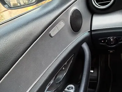 2019 Mercedes-Benz E 200