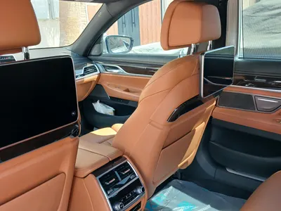 2022 بي ام دبليو الفئة السابعة 740 إل أي