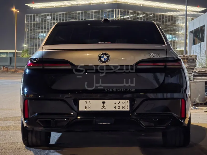 2023 بي ام دبليو الفئة السابعة 760 إل أي إم