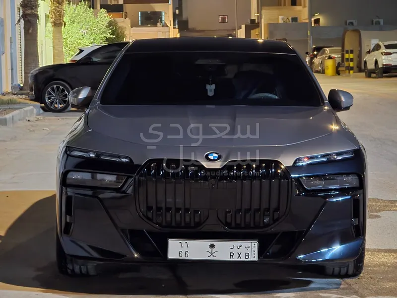 2023 بي ام دبليو الفئة السابعة 760 إل أي إم