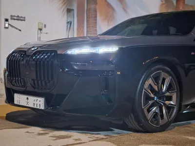2023 بي ام دبليو الفئة السابعة 760 إل أي إم