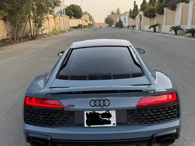2023 اودي ار 8