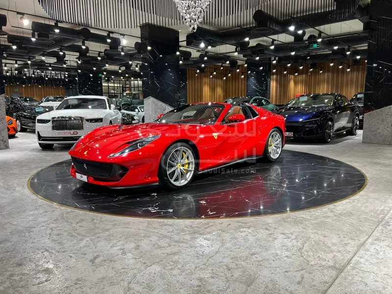 2021 فيراري 812 جي تي اس