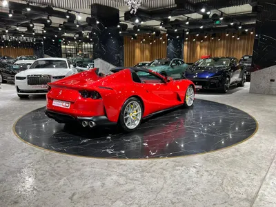2021 فيراري 812 جي تي اس