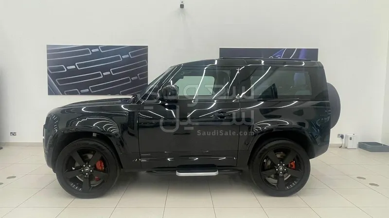 2024 Land Rover Defender 90