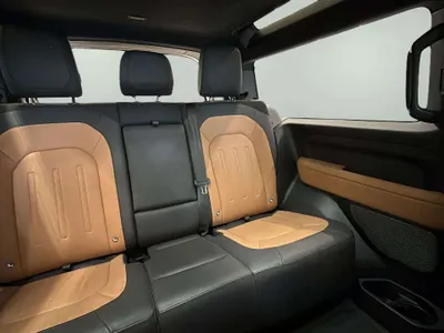 2024 Land Rover Defender 90