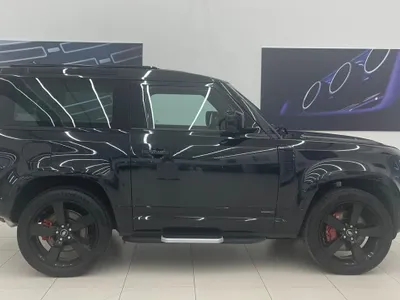 2024 Land Rover Defender 90