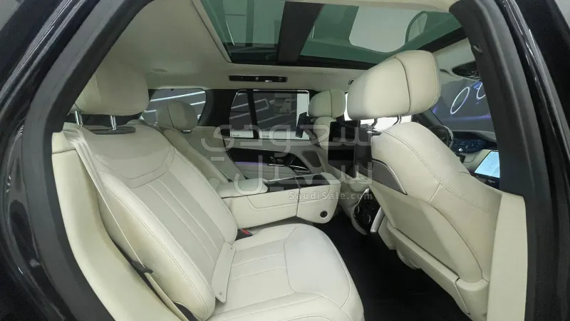2025 Land Rover Range Rover Autobiography