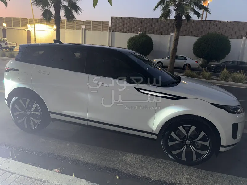 2021 لاند روفر رينج روفر ايفوك