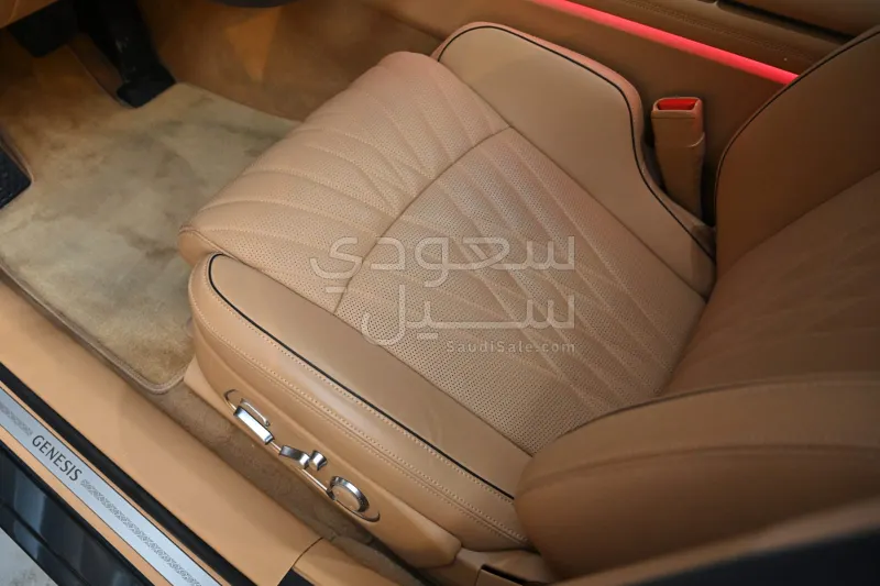 2025 Genesis G 90