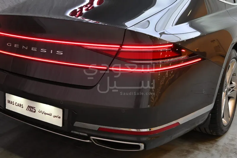 2025 جينيسيس جي 90