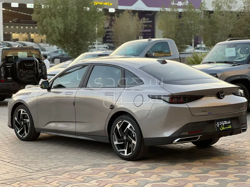 2025 شانجان ايدو بلس