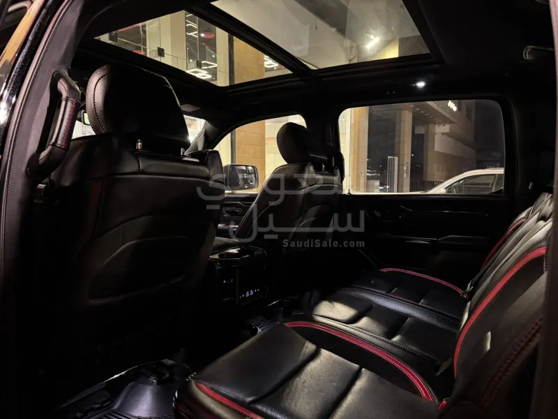 2022 دودج رام تي ار اكس