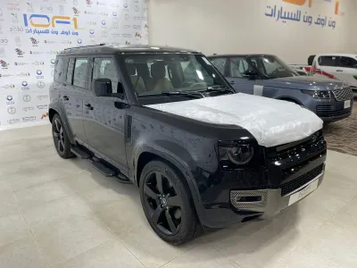 2025 لاند روفر ديفيندر اتش اس اي