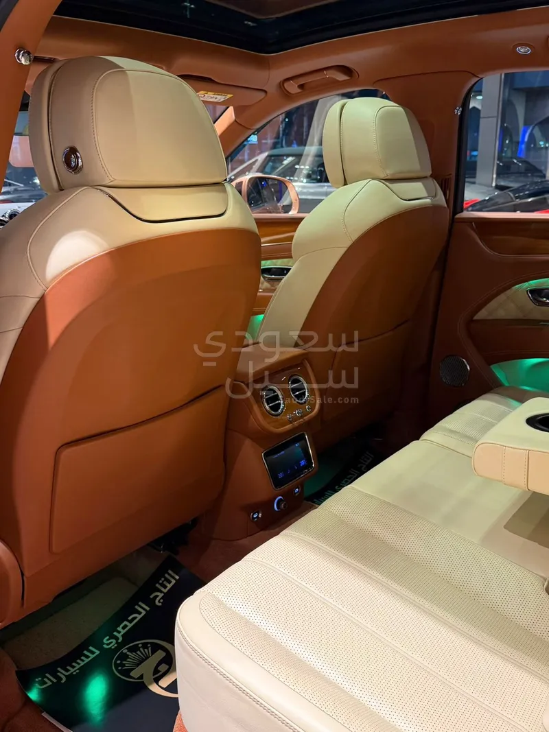 2021 بنتلي بنتايجا الاصدار الاول