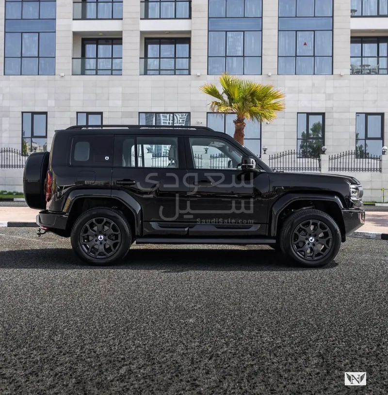 2026 بي واي دي ليوبارد 5