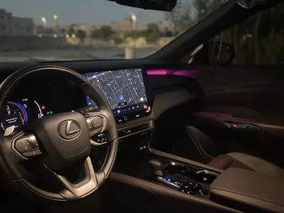 2024 لكزس أر إكس 350