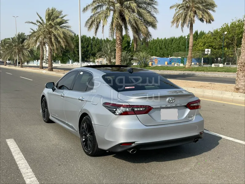 2024 تويوتا كامري غراندي